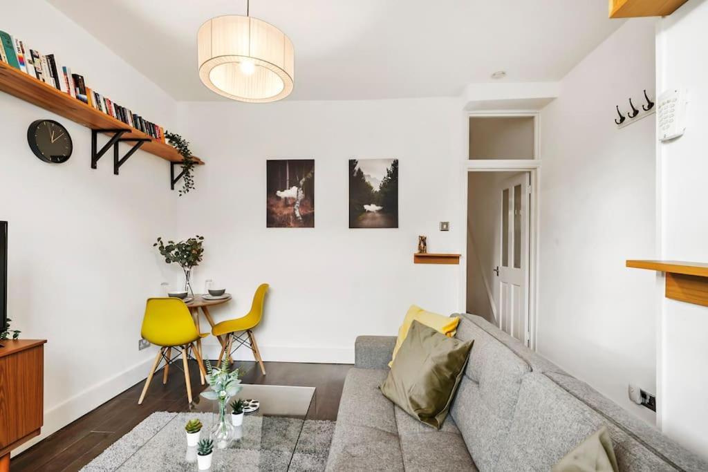 2 Bed Garden Flat Leyton Village لندن المظهر الخارجي الصورة