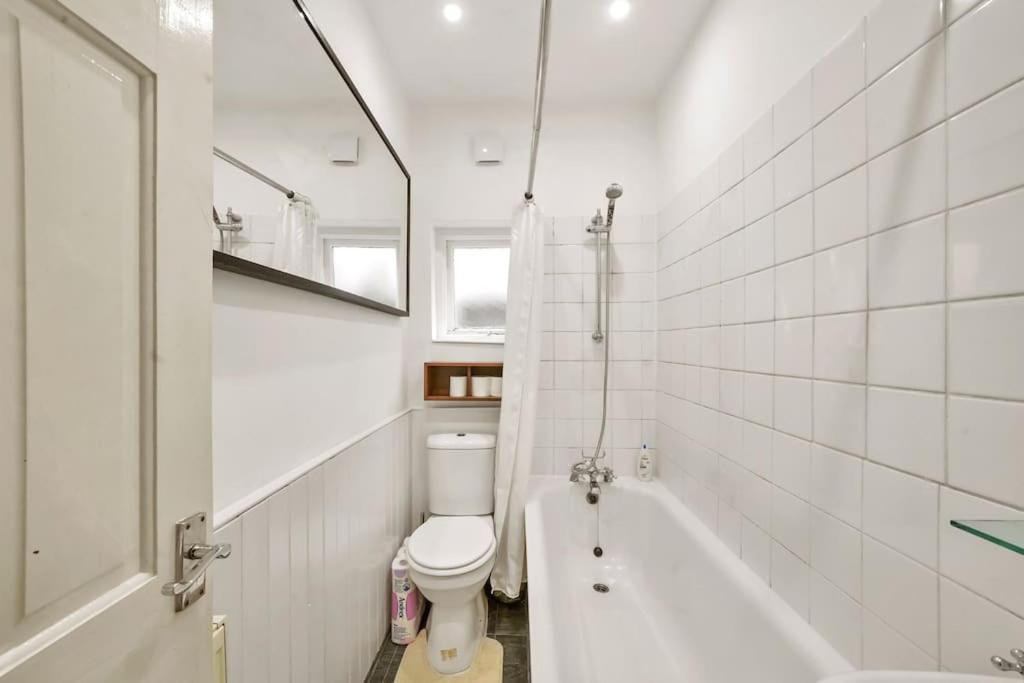 2 Bed Garden Flat Leyton Village لندن المظهر الخارجي الصورة